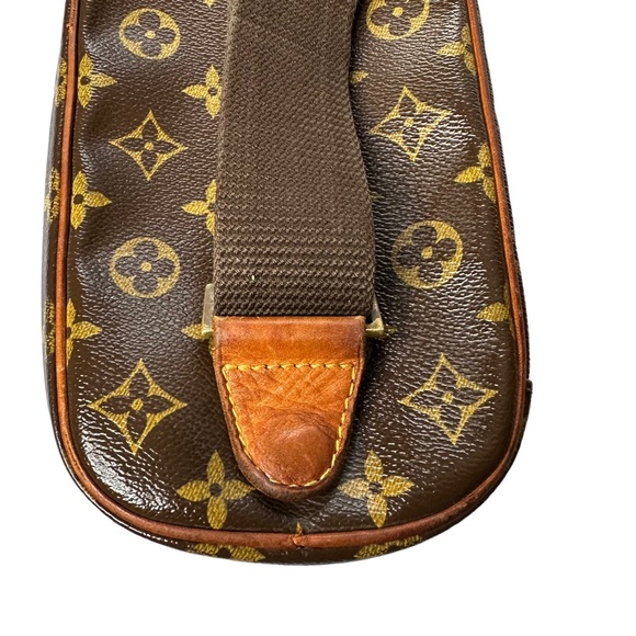 Louis Vuitton Brown and Gold Crossbody Bag - Picture 12 of 16